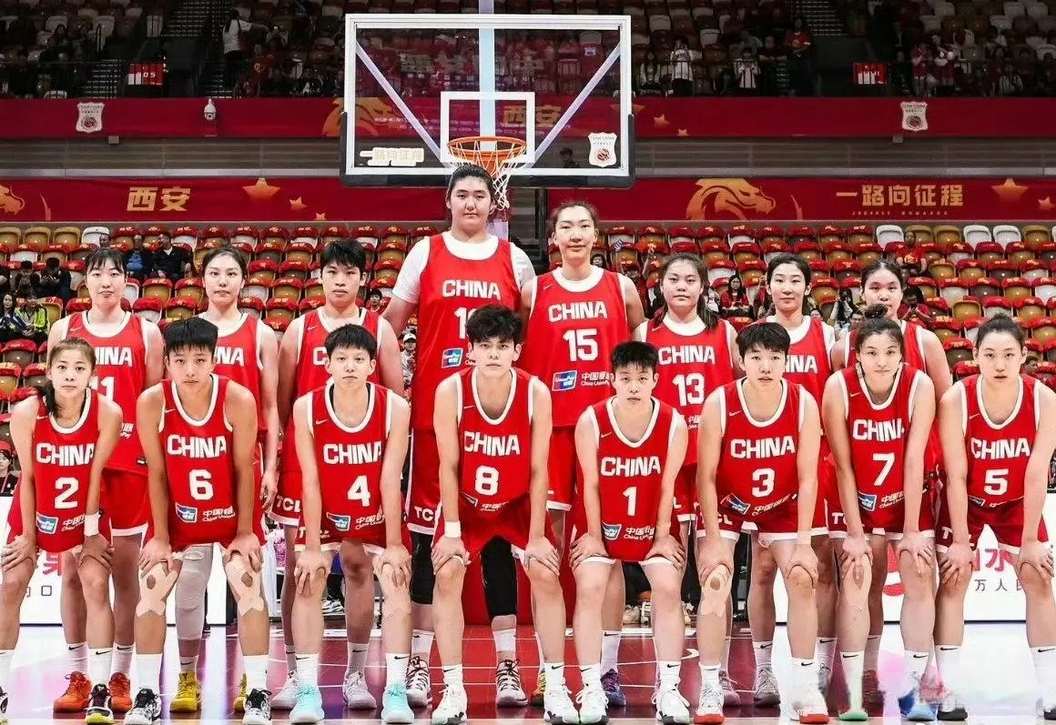 stron, 国际女篮世, 交手一次