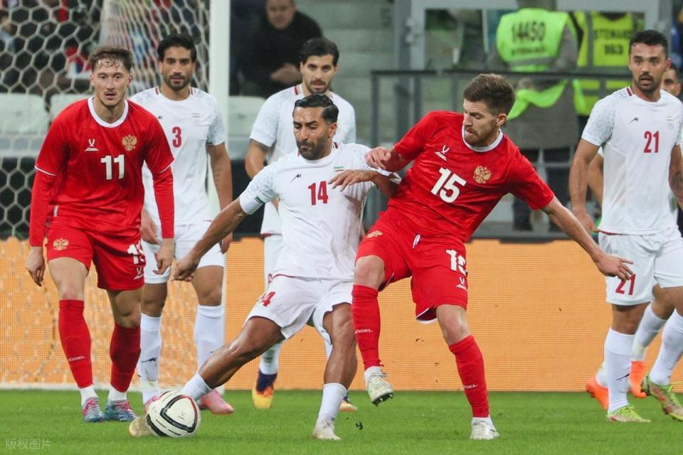 都是俄罗斯, 俄罗斯赛前