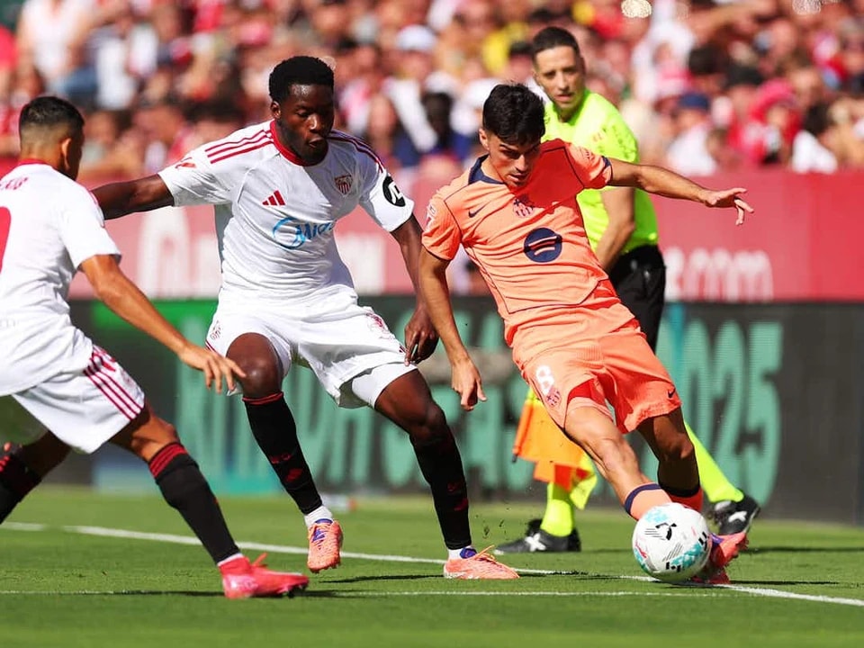 阿森纳提出, 约为, 约金设定为