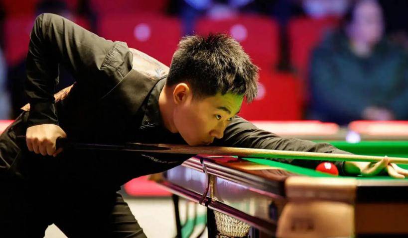 记分牌上的, 他在, 得了